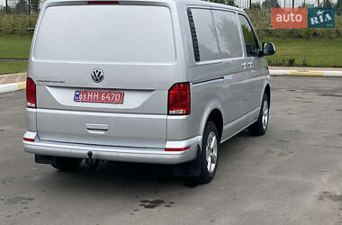 Грузовой фургон Volkswagen Transporter 2021 в 