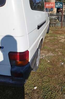 Мінівен Volkswagen Transporter 2001 в Золотоноші
