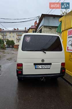 Минивэн Volkswagen Transporter 2000 в 
