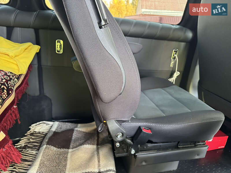 Минивэн Volkswagen Transporter 2021 в Яготине