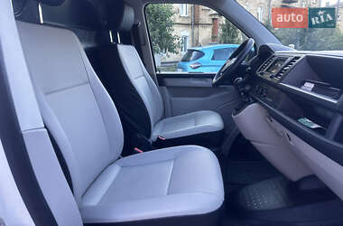 Вантажний фургон Volkswagen Transporter 2017 в 