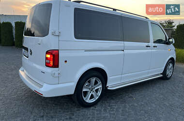 Минивэн Volkswagen Transporter 2016 в 