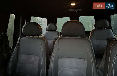 Минивэн Volkswagen Transporter 2016 в 