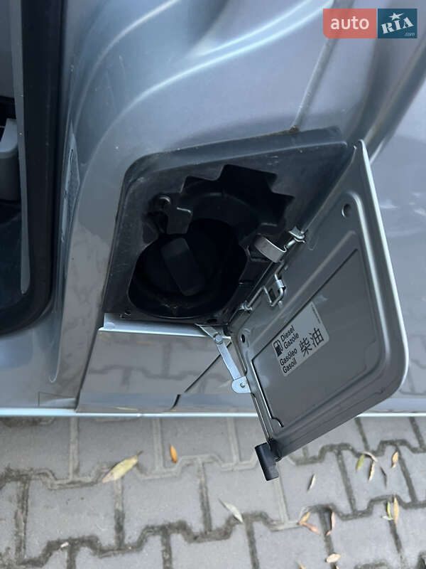 Минивэн Volkswagen Transporter 2005 в Сумах