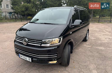Минивэн Volkswagen Transporter 2019 в 