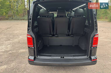Минивэн Volkswagen Transporter 2019 в 