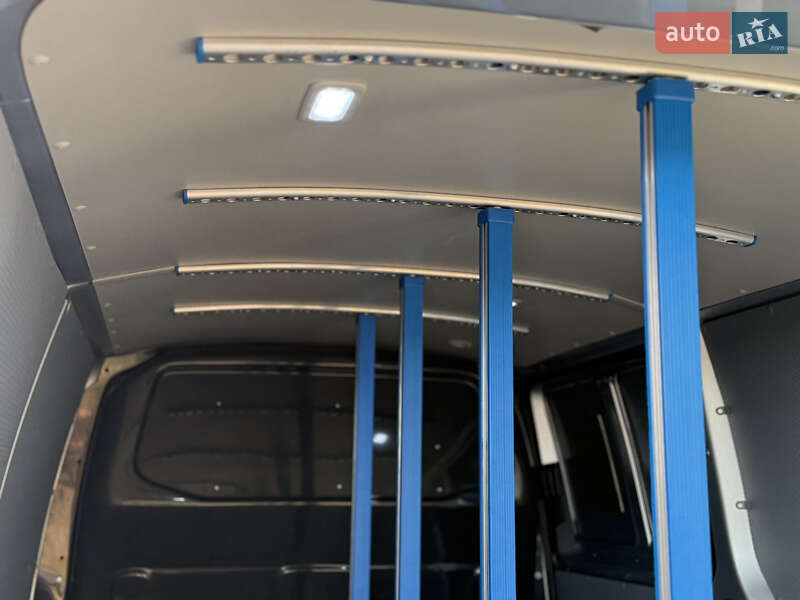 Грузовой фургон Volkswagen Transporter 2021 в Броварах