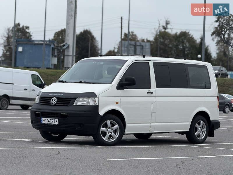 Минивэн Volkswagen Transporter 2004 в Виннице