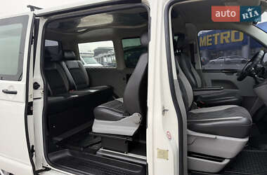 Минивэн Volkswagen Transporter 2004 в 