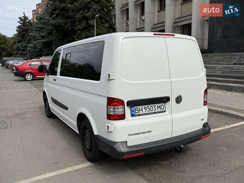 Бронированный автомобиль Volkswagen Transporter 2014 в Одессе