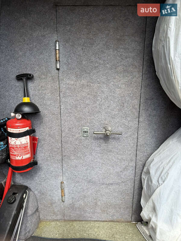 Бронированный автомобиль Volkswagen Transporter 2014 в Одессе