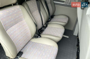 Минивэн Volkswagen Transporter 2009 в 