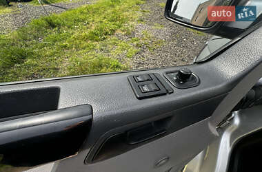 Минивэн Volkswagen Transporter 2004 в 