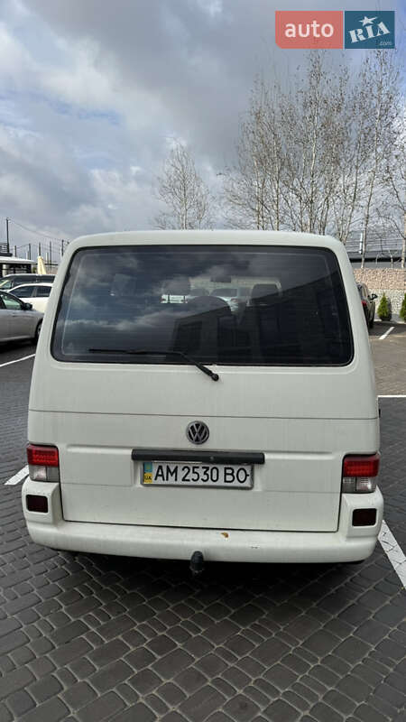 Минивэн Volkswagen Transporter 2000 в Житомире