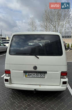 Минивэн Volkswagen Transporter 2000 в 