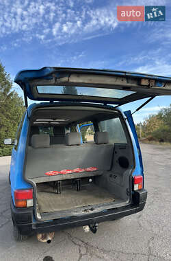 Минивэн Volkswagen Transporter 1993 в 