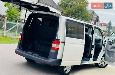 Минивэн Volkswagen Transporter 2010 в 