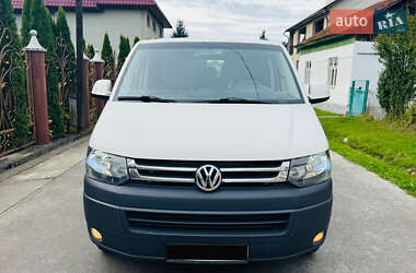 Минивэн Volkswagen Transporter 2010 в 