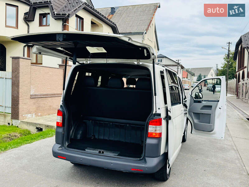 Минивэн Volkswagen Transporter 2010 в Солотвине