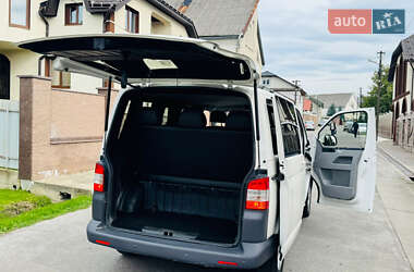 Минивэн Volkswagen Transporter 2010 в 