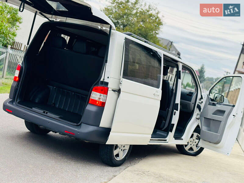 Минивэн Volkswagen Transporter 2010 в Солотвине
