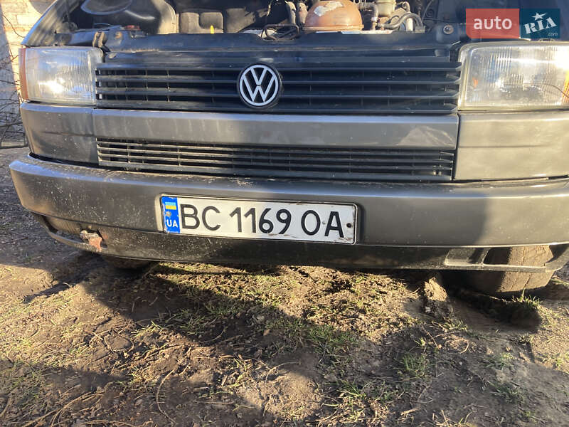Минивэн Volkswagen Transporter 1994 в Рава-Русской