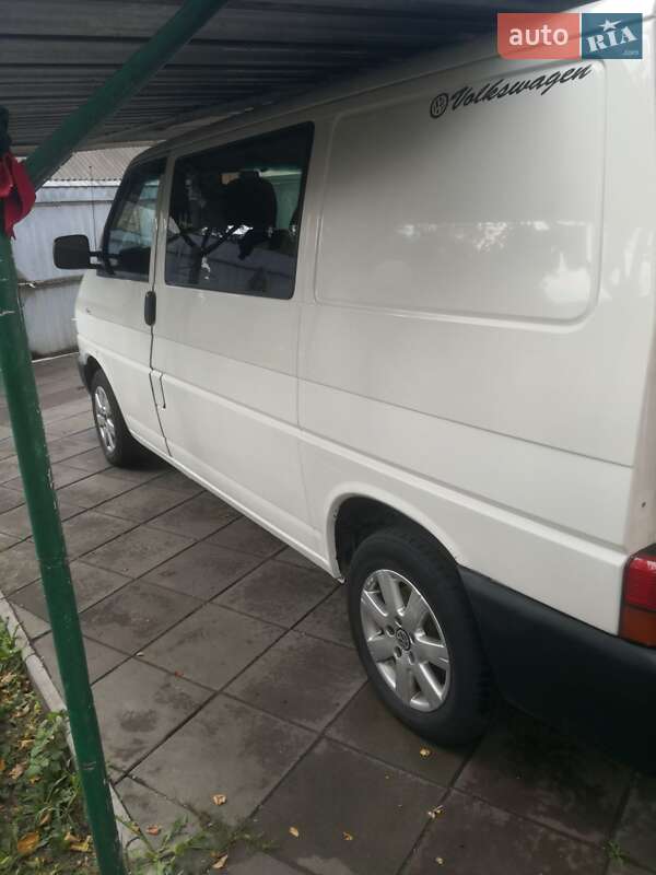 Минивэн Volkswagen Transporter 2003 в Звягеле