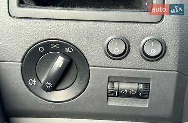 Микроавтобус грузовой (до 3,5т) Volkswagen Transporter 2014 в 