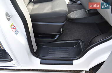 Грузовой фургон Volkswagen Transporter 2018 в 