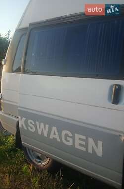 Минивэн Volkswagen Transporter 1994 в  фото 13 Минивэн Volkswagen Transporter 1994 в
