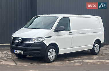 Грузовой фургон Volkswagen Transporter 2023 в 