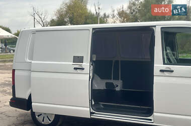 Грузовой фургон Volkswagen Transporter 2023 в 