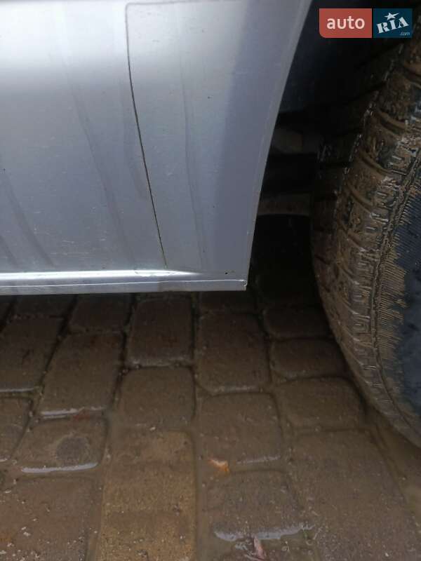 Мінівен Volkswagen Transporter 2006 в Білі Ослави