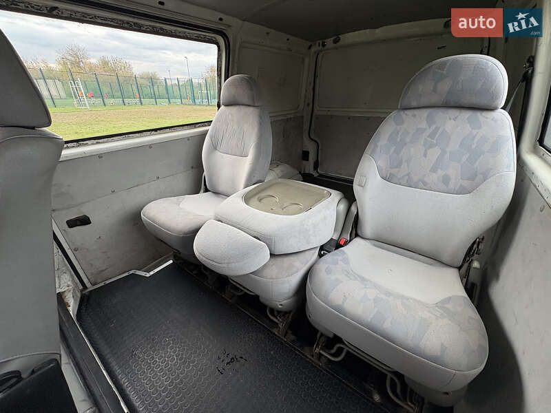 Минивэн Volkswagen Transporter 2001 в Буске