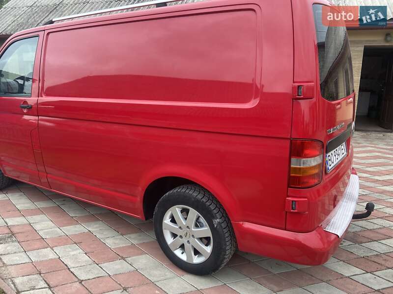 Грузовой фургон Volkswagen Transporter 2006 в Тернополе