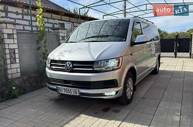 Минивэн Volkswagen Transporter 2017 в 