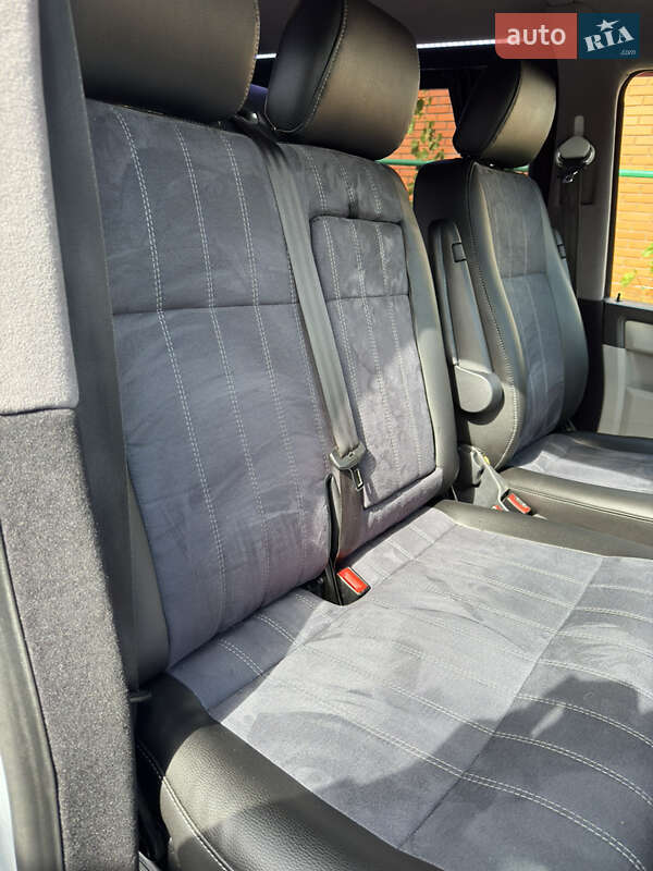 Минивэн Volkswagen Transporter 2017 в Полтаве
