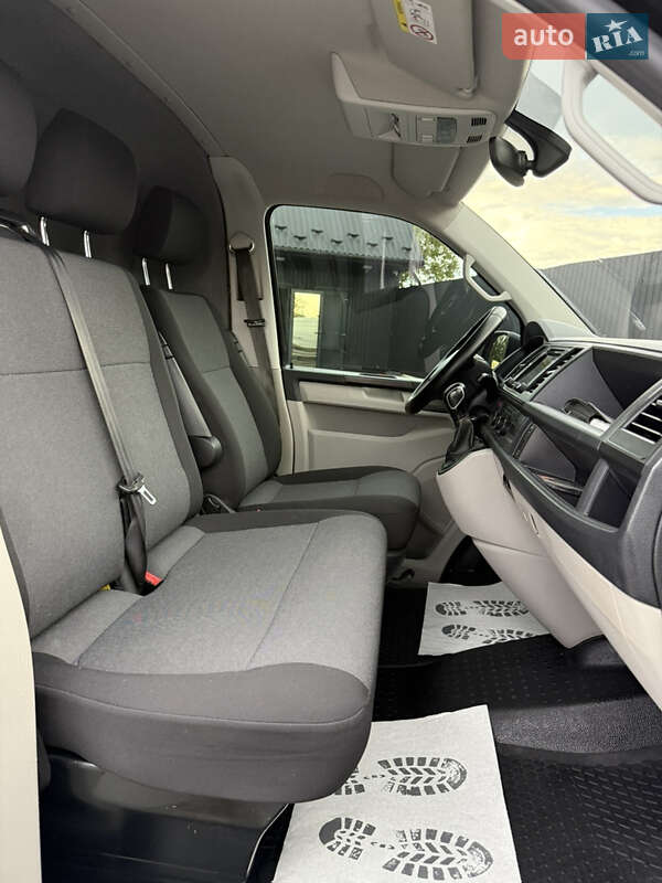 Грузовой фургон Volkswagen Transporter 2019 в Дрогобыче