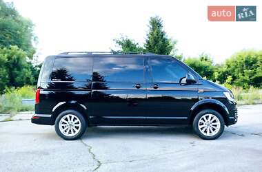 Минивэн Volkswagen Transporter 2019 в 
