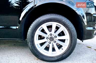 Минивэн Volkswagen Transporter 2019 в 