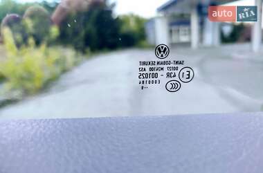 Минивэн Volkswagen Transporter 2019 в 