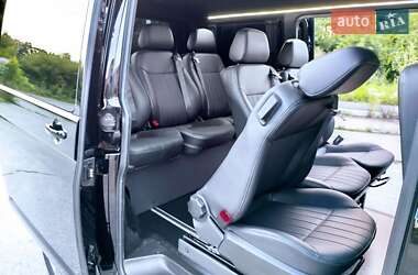 Минивэн Volkswagen Transporter 2019 в 