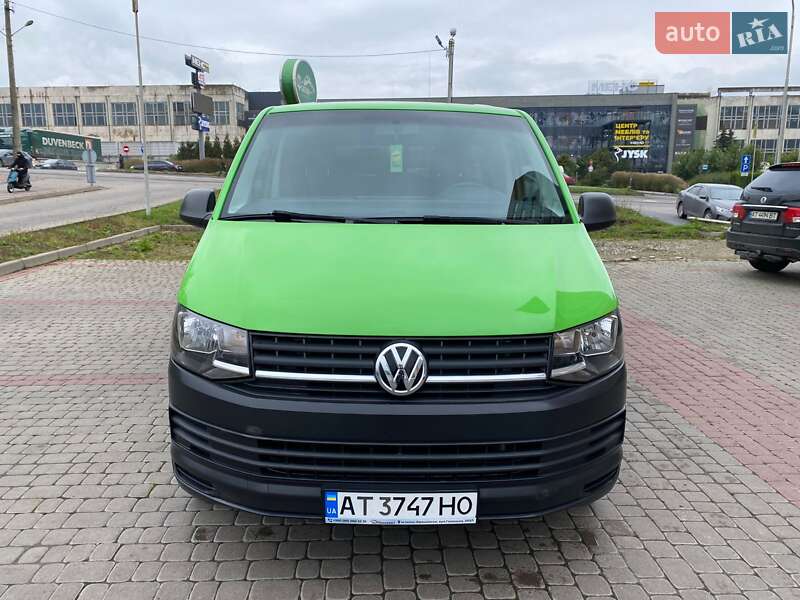 Минивэн Volkswagen Transporter 2015 в Ивано-Франковске