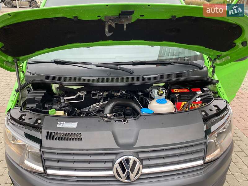 Минивэн Volkswagen Transporter 2015 в Ивано-Франковске