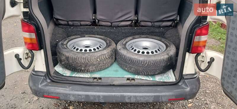 Мінівен Volkswagen Transporter 2006 в Дунаївцях