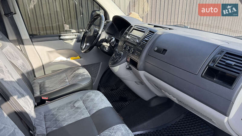 Минивэн Volkswagen Transporter 2011 в Киеве