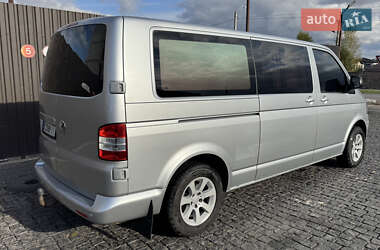 Минивэн Volkswagen Transporter 2011 в 