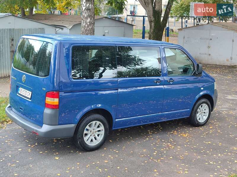 Минивэн Volkswagen Transporter 2006 в Виннице