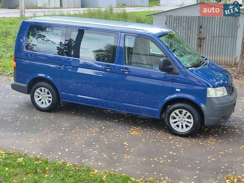 Минивэн Volkswagen Transporter 2006 в Виннице