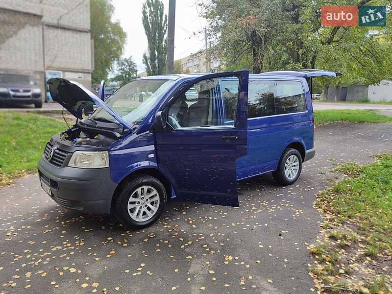 Минивэн Volkswagen Transporter 2006 в Виннице